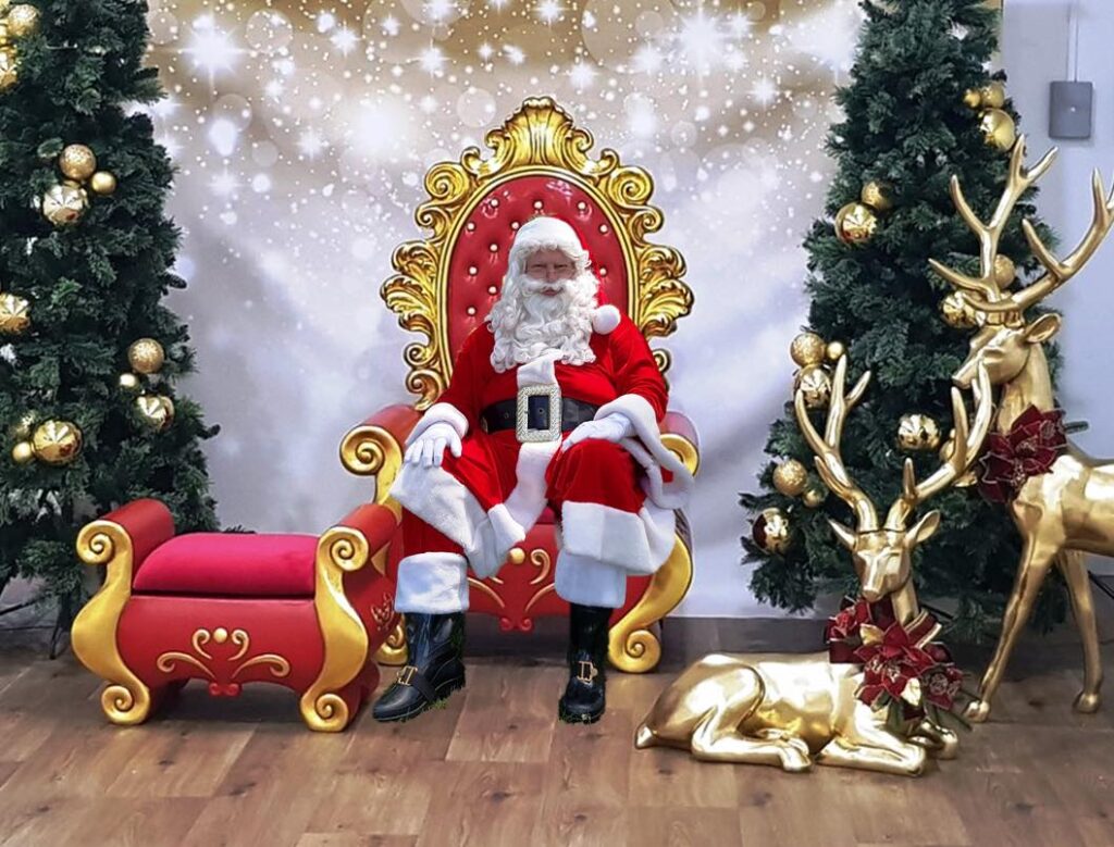 Photos with Santa at Griffith Central Shopping Centre